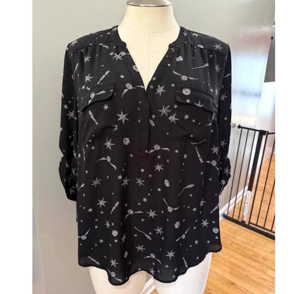 Torrid 1 (1X 14/16) Harry Potter Quidditch Star Print Georgette Harper Blouse